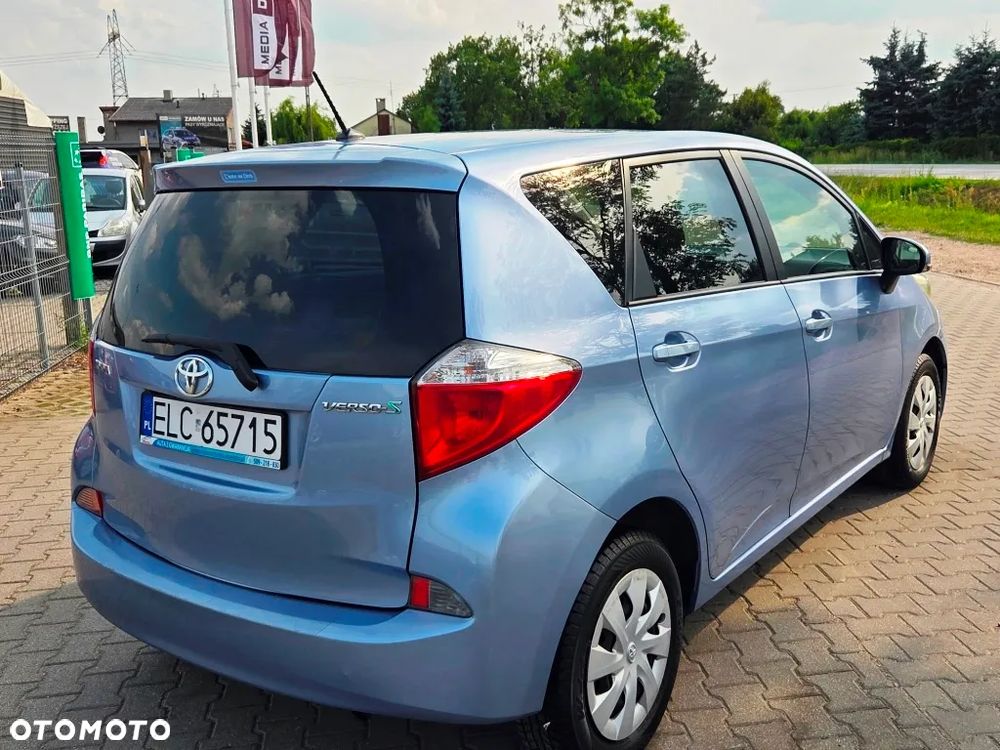 Toyota Verso S 1.33 Premium - 6