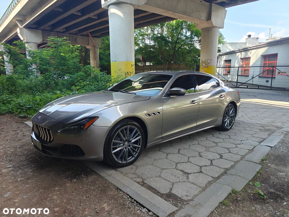 Maserati Quattroporte GT - 1