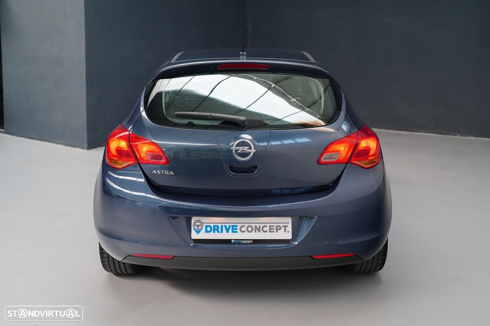 Opel Astra 1.4 Cosmo S/S - 17