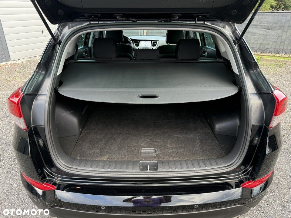 Hyundai Tucson 1.6 GDI BlueDrive Design 2WD - 38