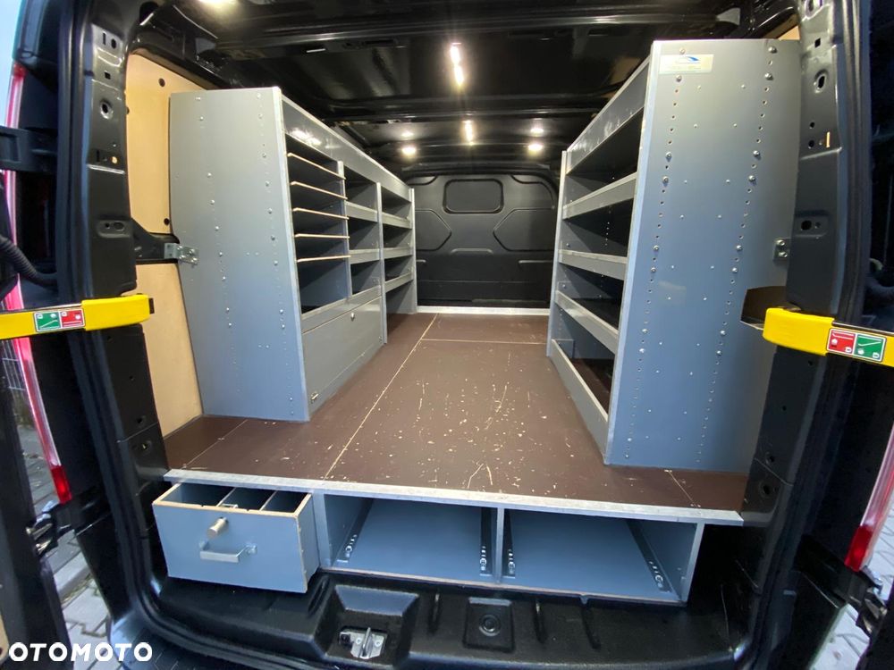 Ford TRANSIT CUSTOM 2,0 TDCI 130KM L1H1 NISKI PRZEBIEG ZABUDOWA WARSZTATOWA - 25