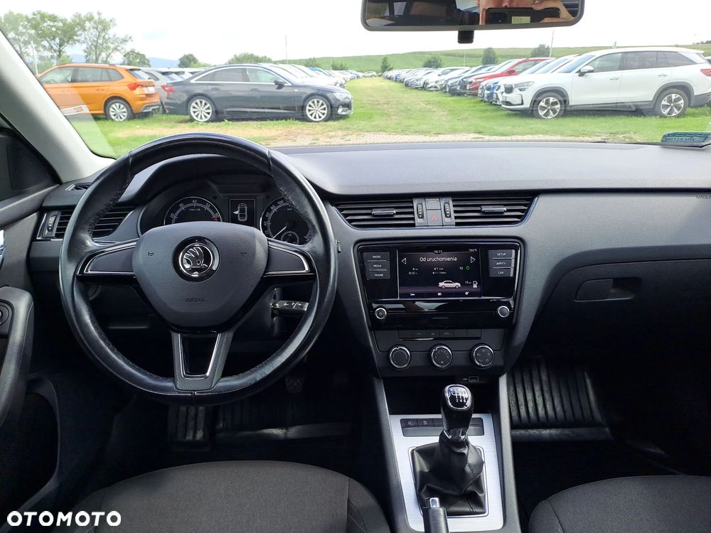 Skoda Octavia 1.5 TSI ACT Active - 9