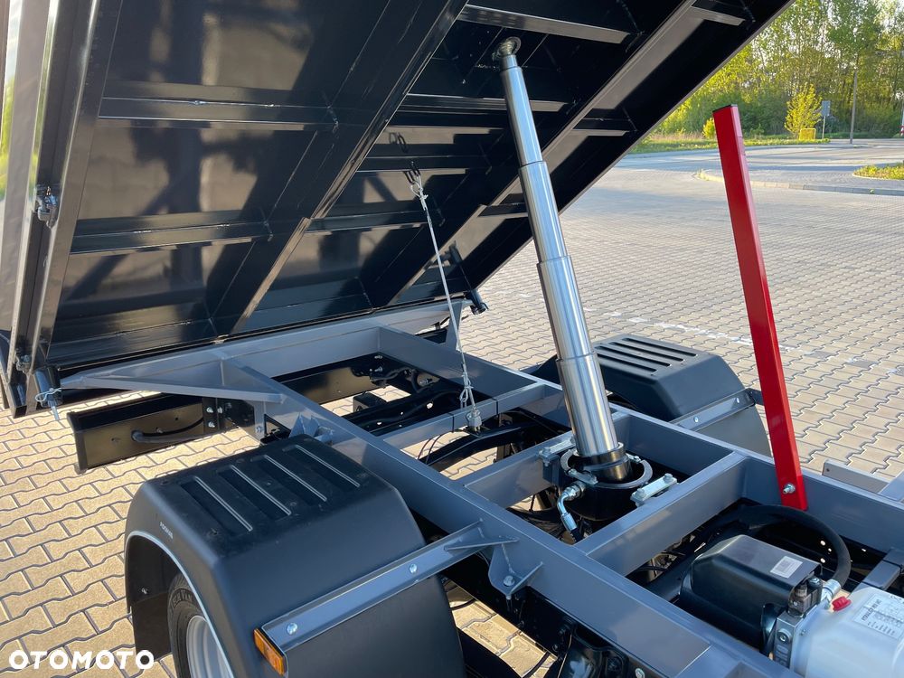 Nissan Cabstar - 28