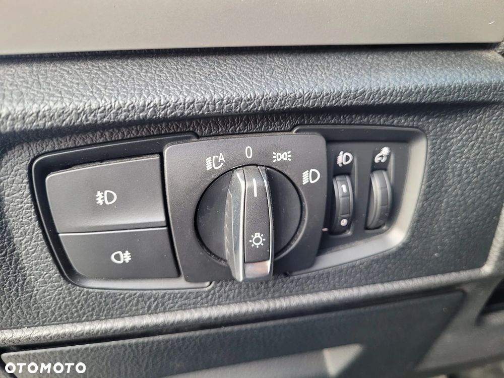 BMW Seria 1 120d BluePerformance Sport Line - 38