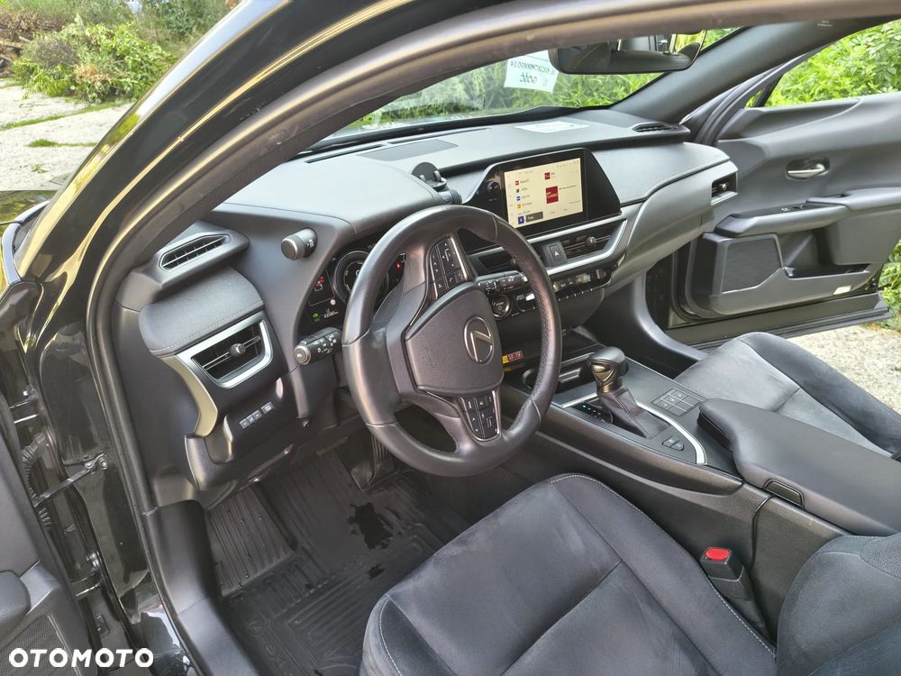Lexus UX 250h GPF Business 2WD - 7