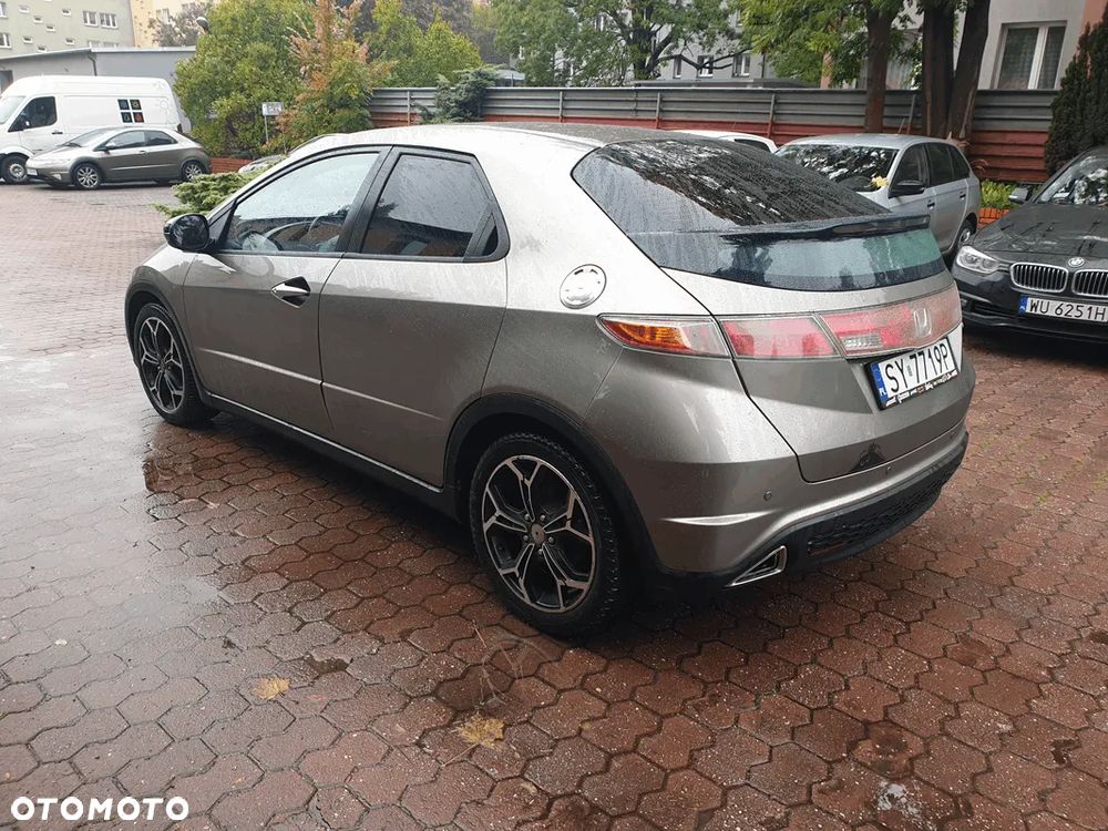 Honda Civic - 4