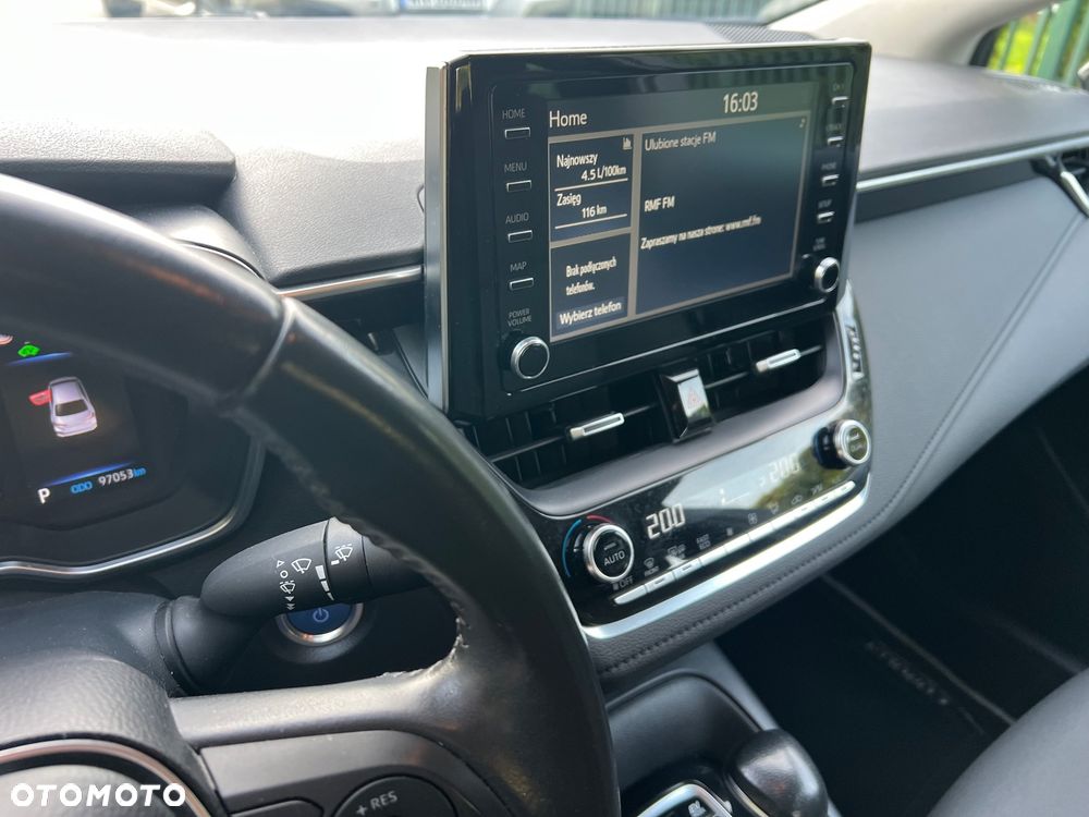 Toyota Corolla - 21