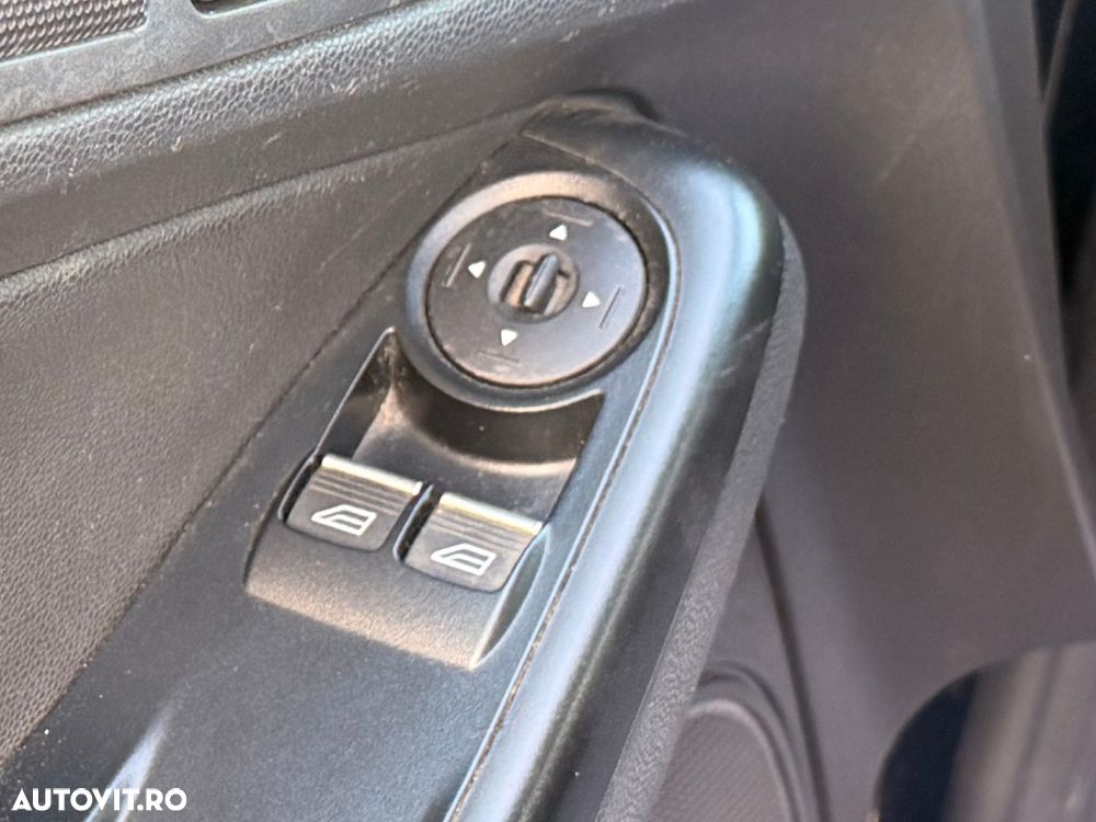 Ford Fiesta - 14