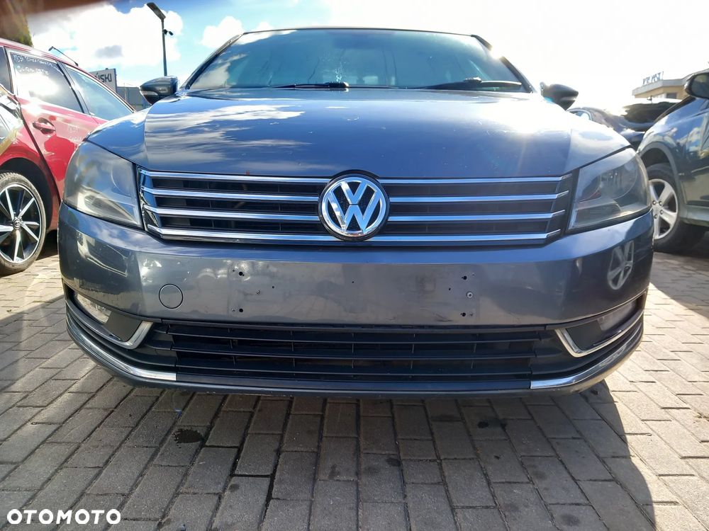 VW PASSAT B7 ZDERZAK PRZEDNI PRZÓD KOLOR: LK7X - 1