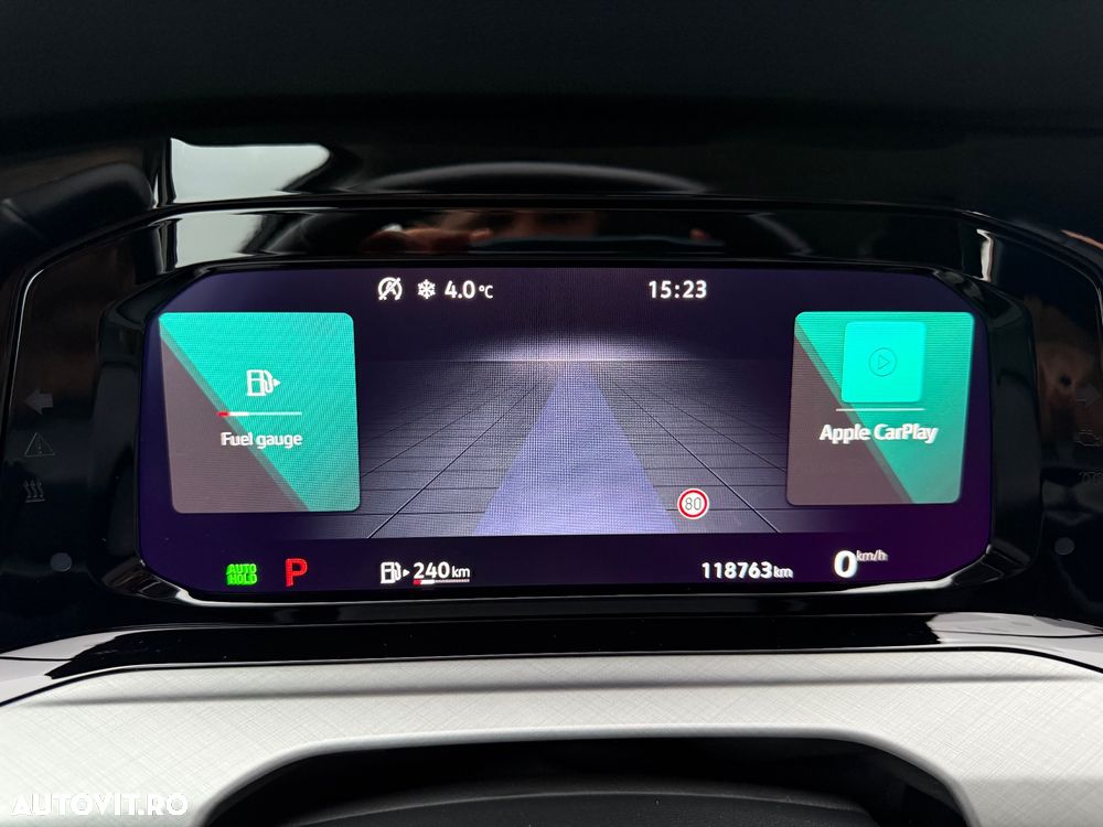 Volkswagen Golf - 21