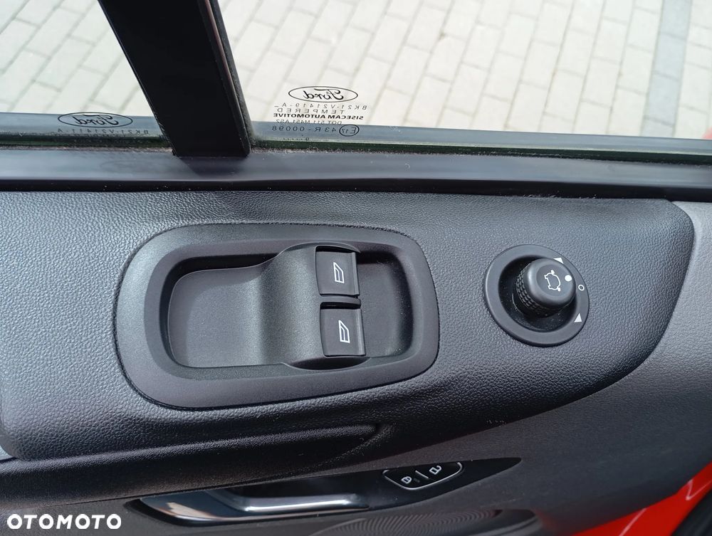 Ford Transit Custom Długi - 16