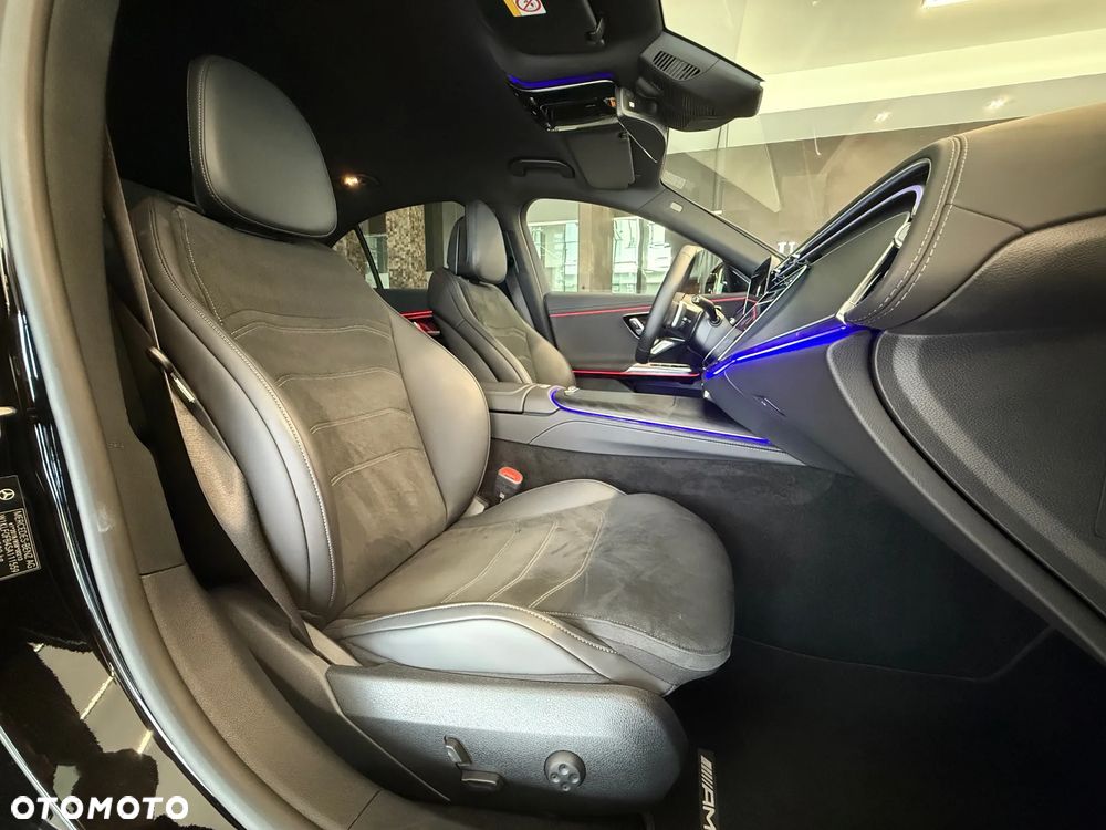 Mercedes-Benz Klasa E 220 d 4-Matic AMG - 17