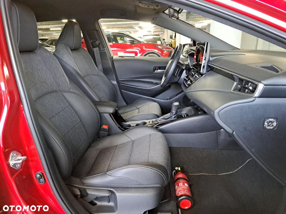 Toyota Corolla 2.0 Hybrid Style - 11