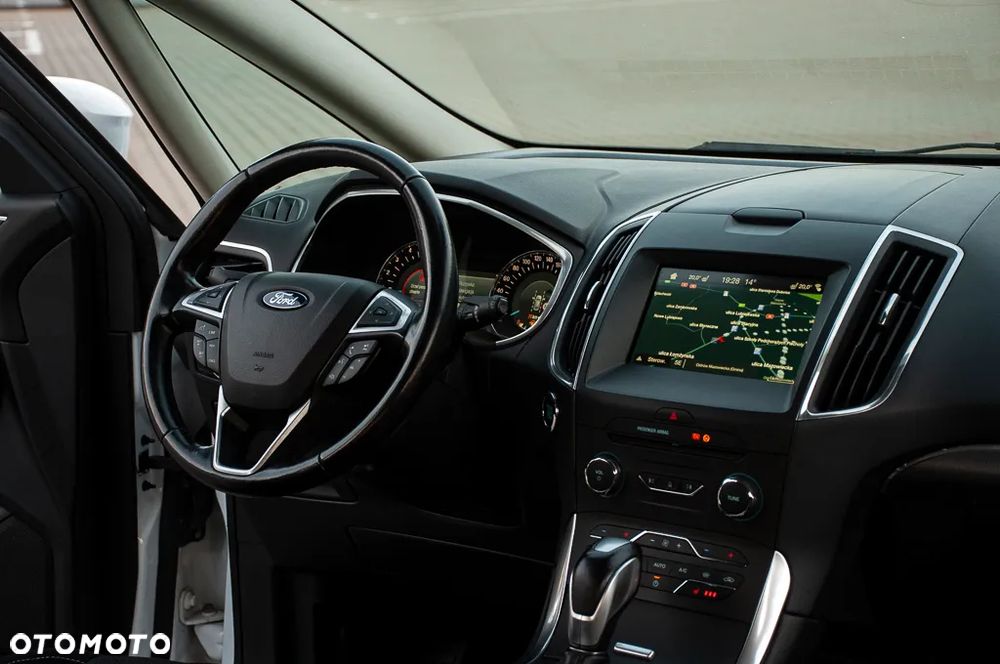 Ford S-Max 2.0 TDCi Titanium PowerShift - 17