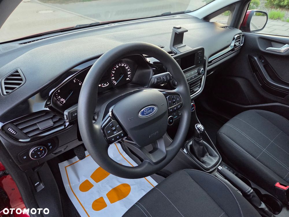 Ford Fiesta - 13