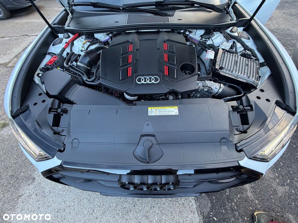 Audi S6 Avant - 38