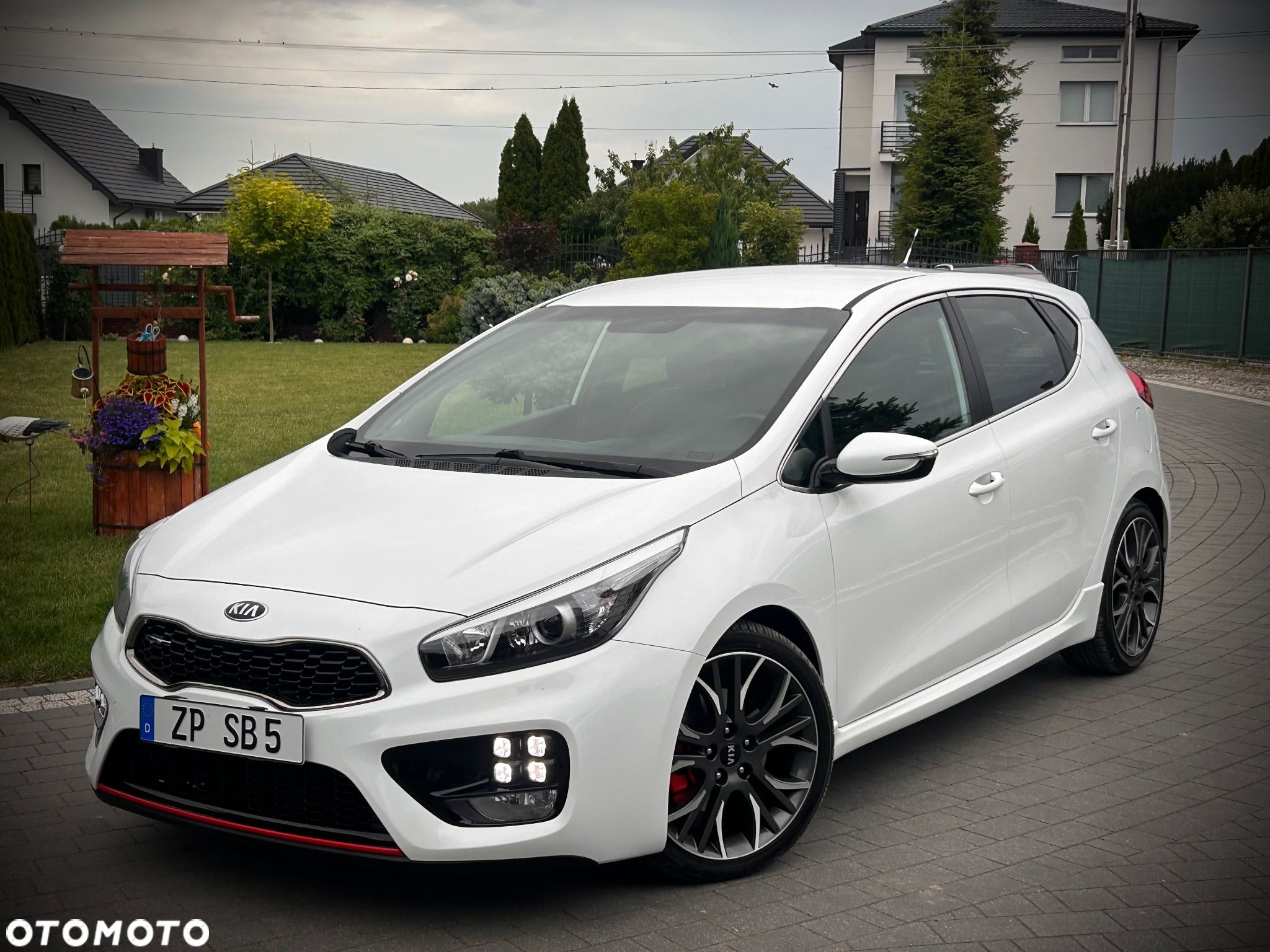 Kia Ceed 1.6 T-GDI GT-Track - 1