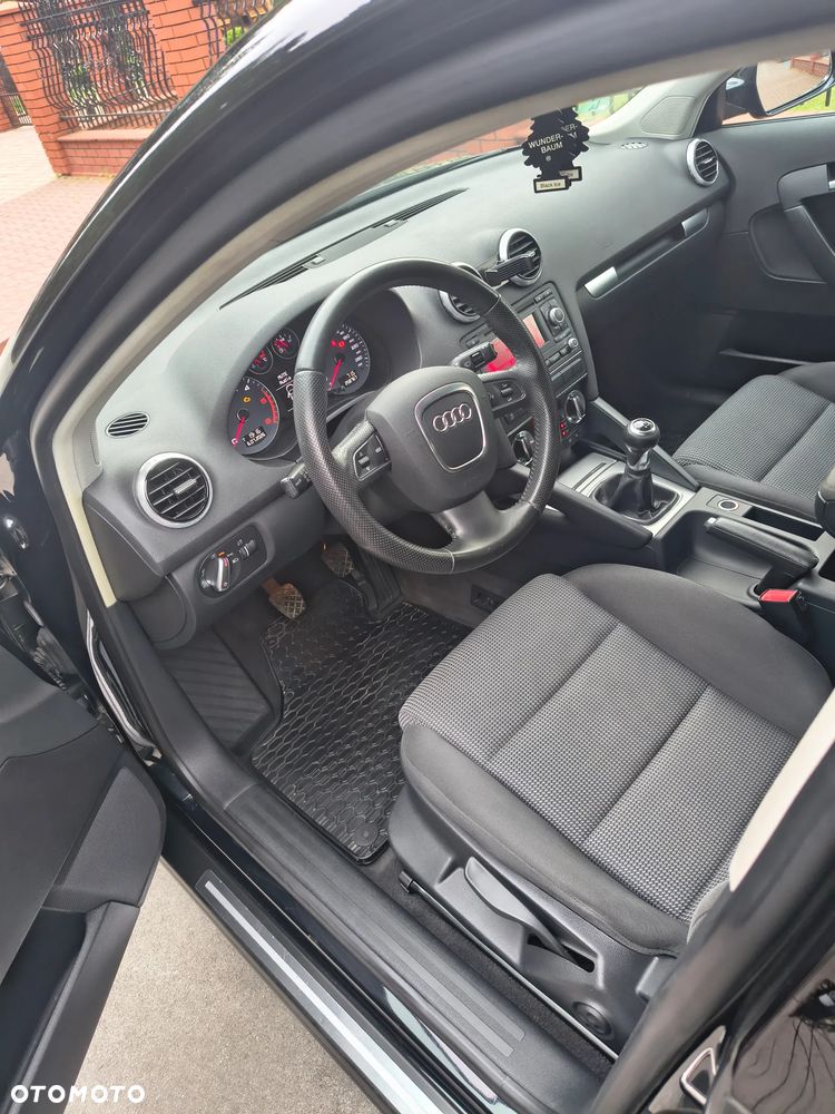 Audi A3 Sportback - 5