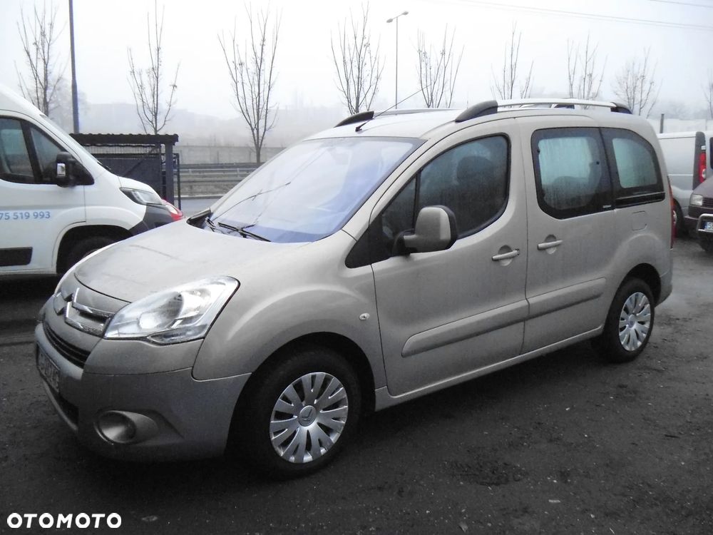 Citroën Berlingo 1.6 HDi Multispace Plus - 21