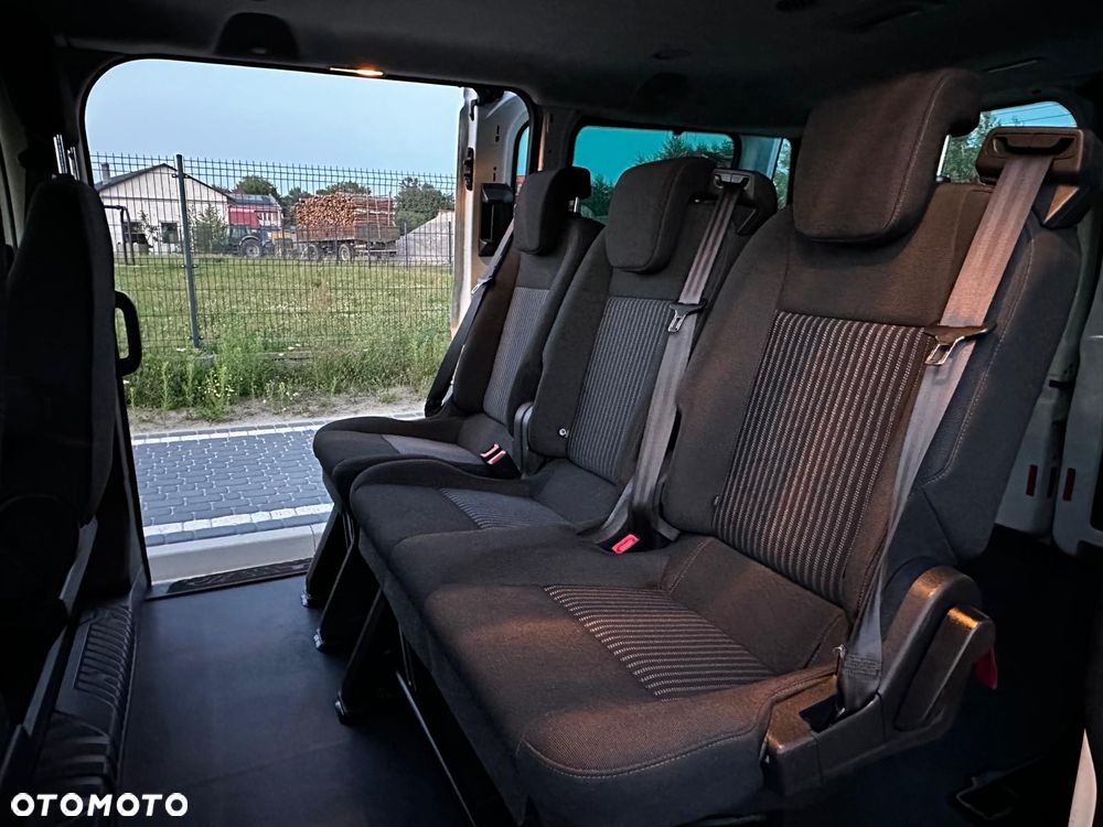 Ford Transit Custom - 13