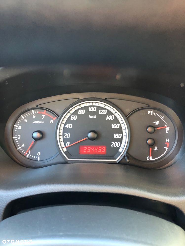 Suzuki Swift 1.3 Comfort - 8