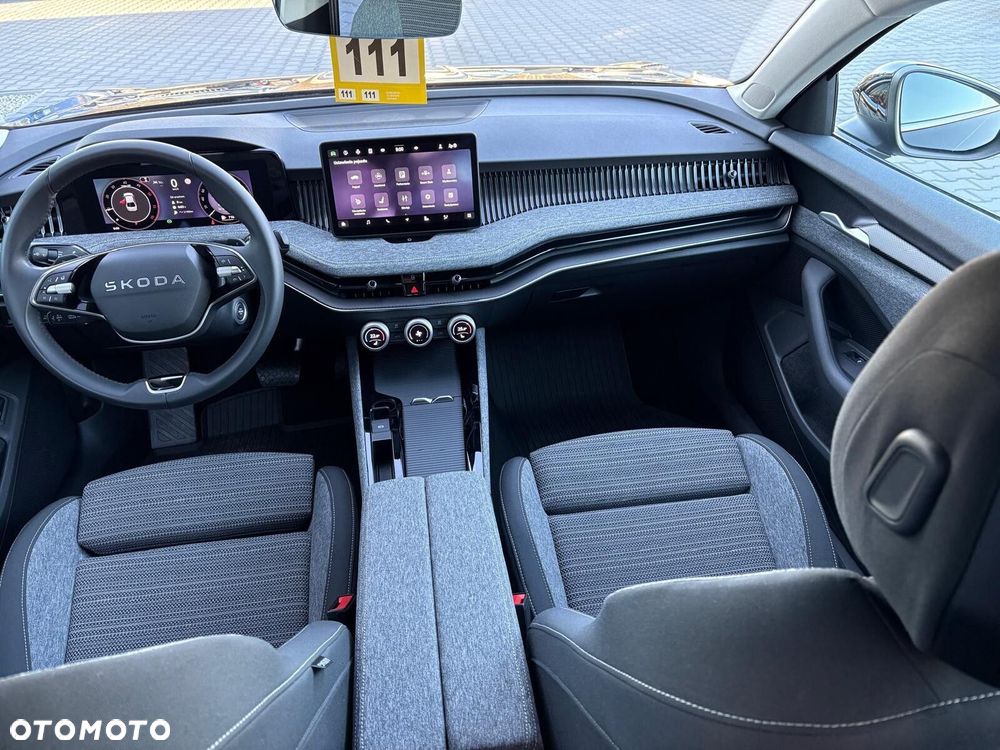 Skoda Superb 2.0 TDI SCR Selection DSG - 13