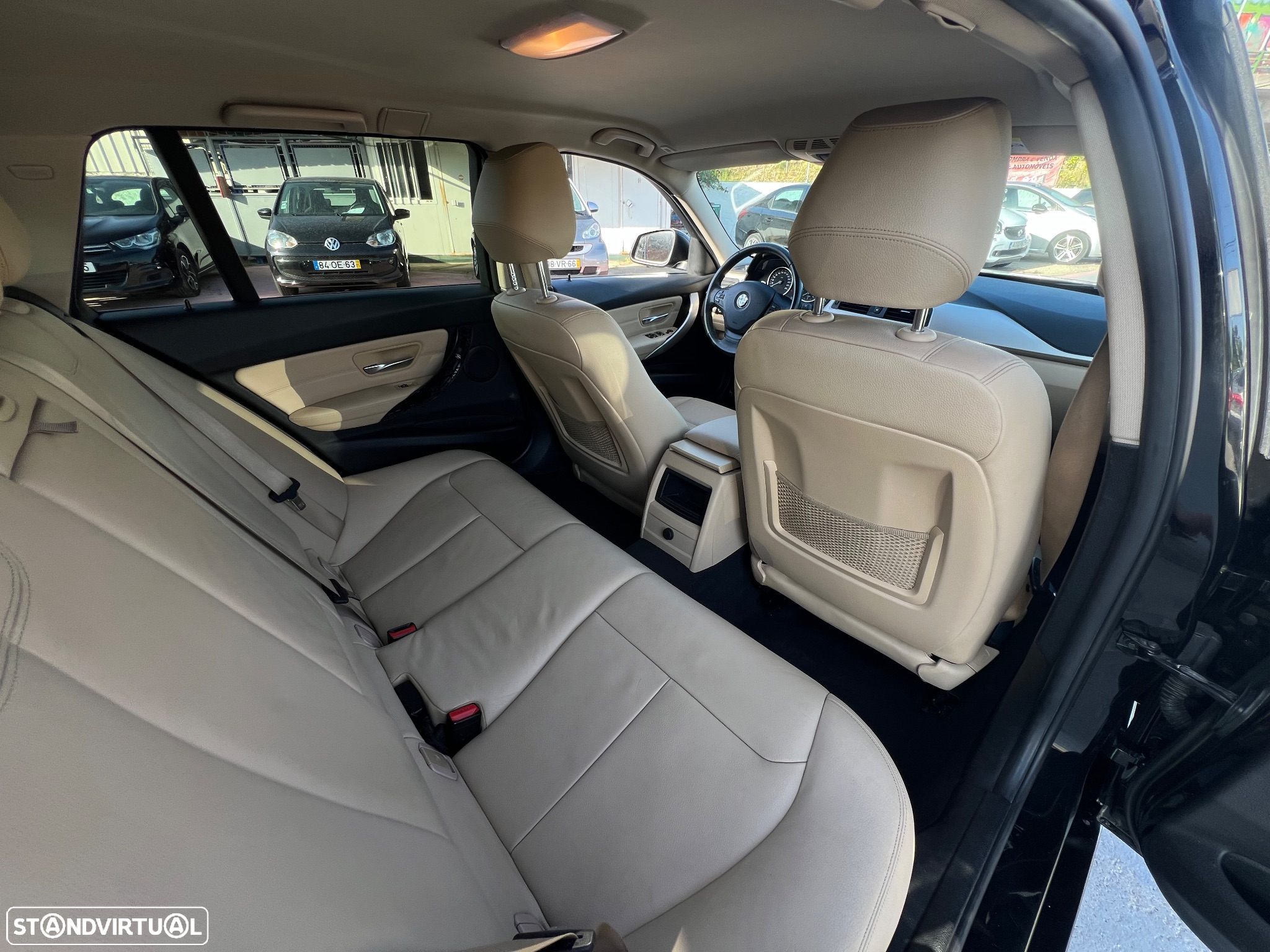 BMW 318 d Touring Advantage Auto - 10