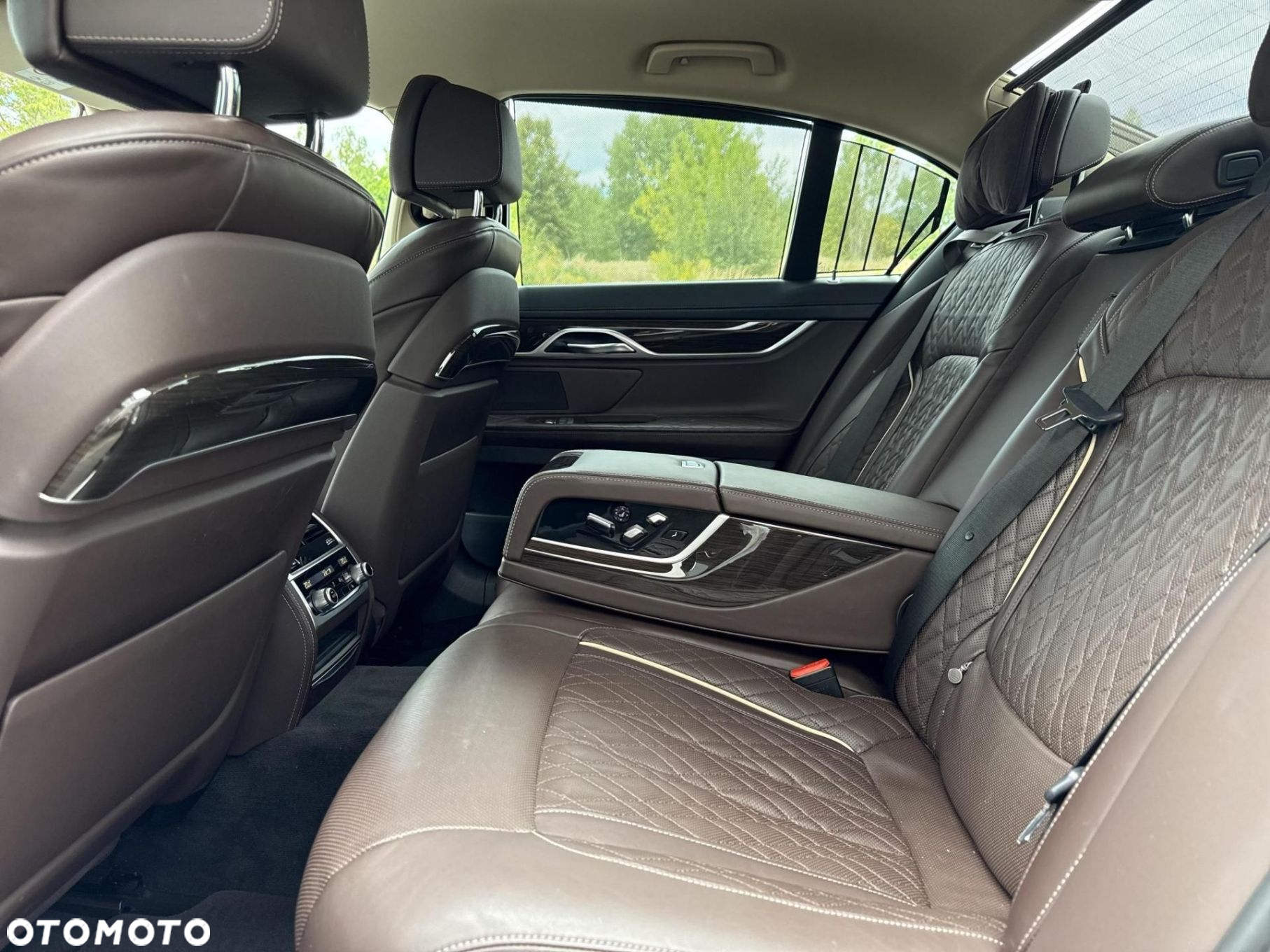 BMW Seria 7 - 23