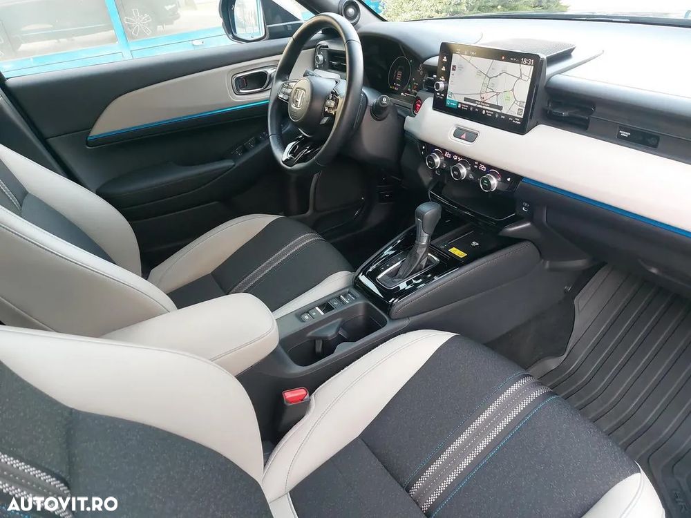 Honda HR-V 1.5 4x2 E-CVT HEV Advance Style Plus - 12