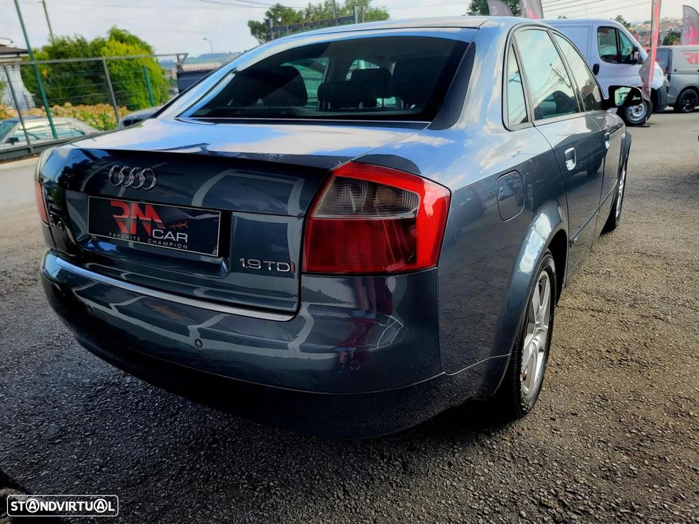 Audi A4 Avant - 6
