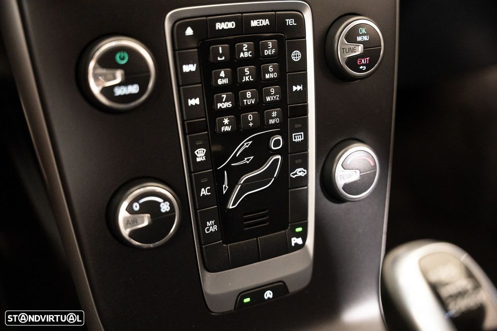 Volvo V40 2.0 D2 Momentum - 12
