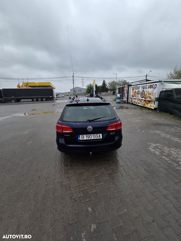 Volkswagen Passat 2.0 TDI BlueMotion Technology Comfortline - 11