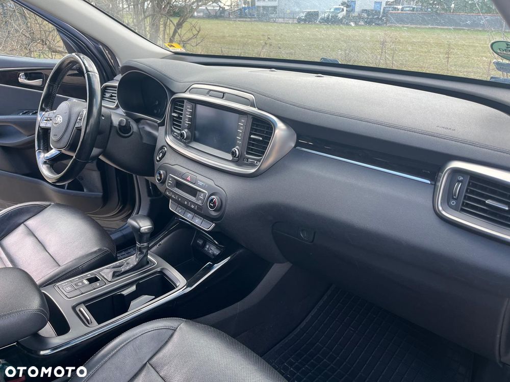 Kia Sorento - 3