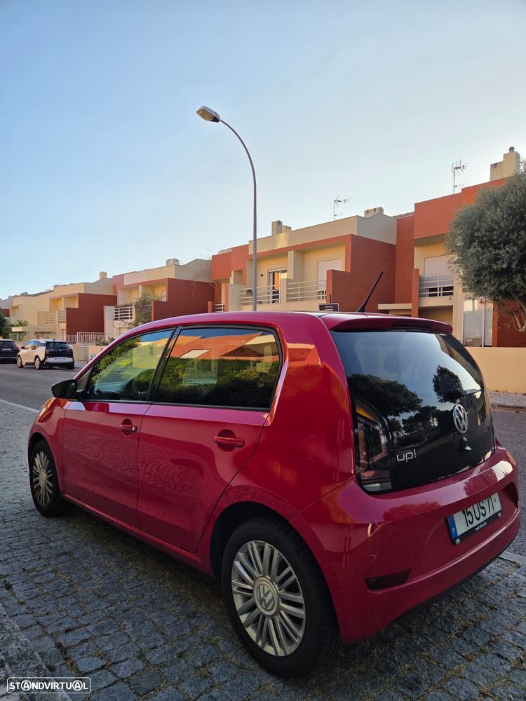 VW Up! - 7