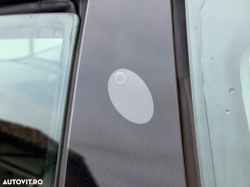 Tesla Model 3 - 21