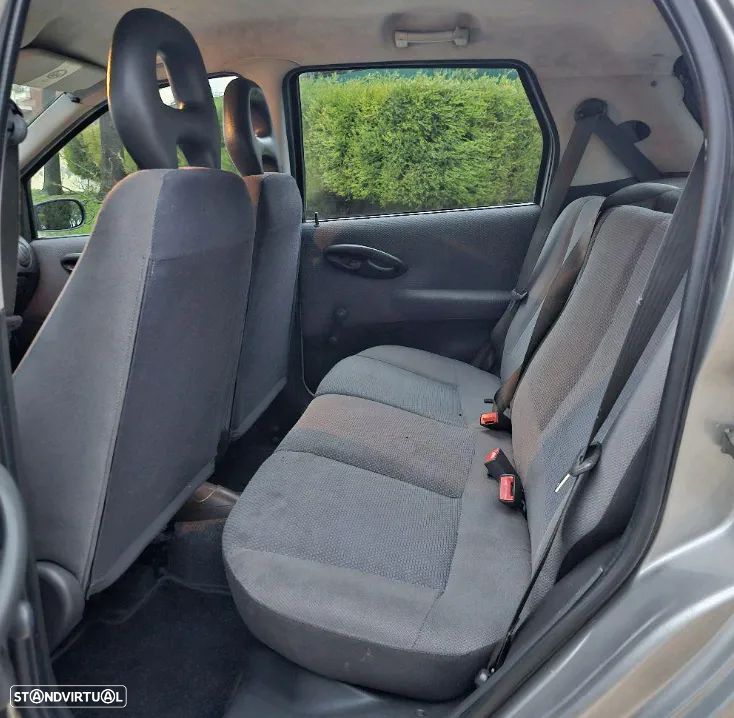 Fiat Punto - 7