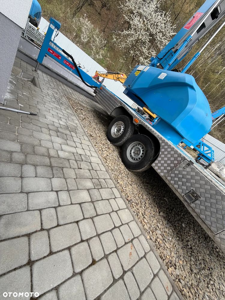 KLAAS 21/31TSP Dźwig Dekarski żuraw zwyżka podnośnik 31m. udźwig 1800kg max. Silnik Yanmar 3cyl. Dźwig Sterowany całkowicie zdalnie z pilota. Do 3,5 tony Transportowanie samochodem osobowym! Podwieszana oś Hydr. Własny Napęd Hydr. na 2 koła w terenie. Maszyna jak Nowa 2,5 tyś mtg. 2013r. Po serwisach Dekra BMWT. Sprowadzona z Norwegii. Nie różni się od nowej z salonu. Pełna Hydraulika w maszynie. Najbogatsza wersja. OKAZJA 230volt. Zero zużycia! - 23