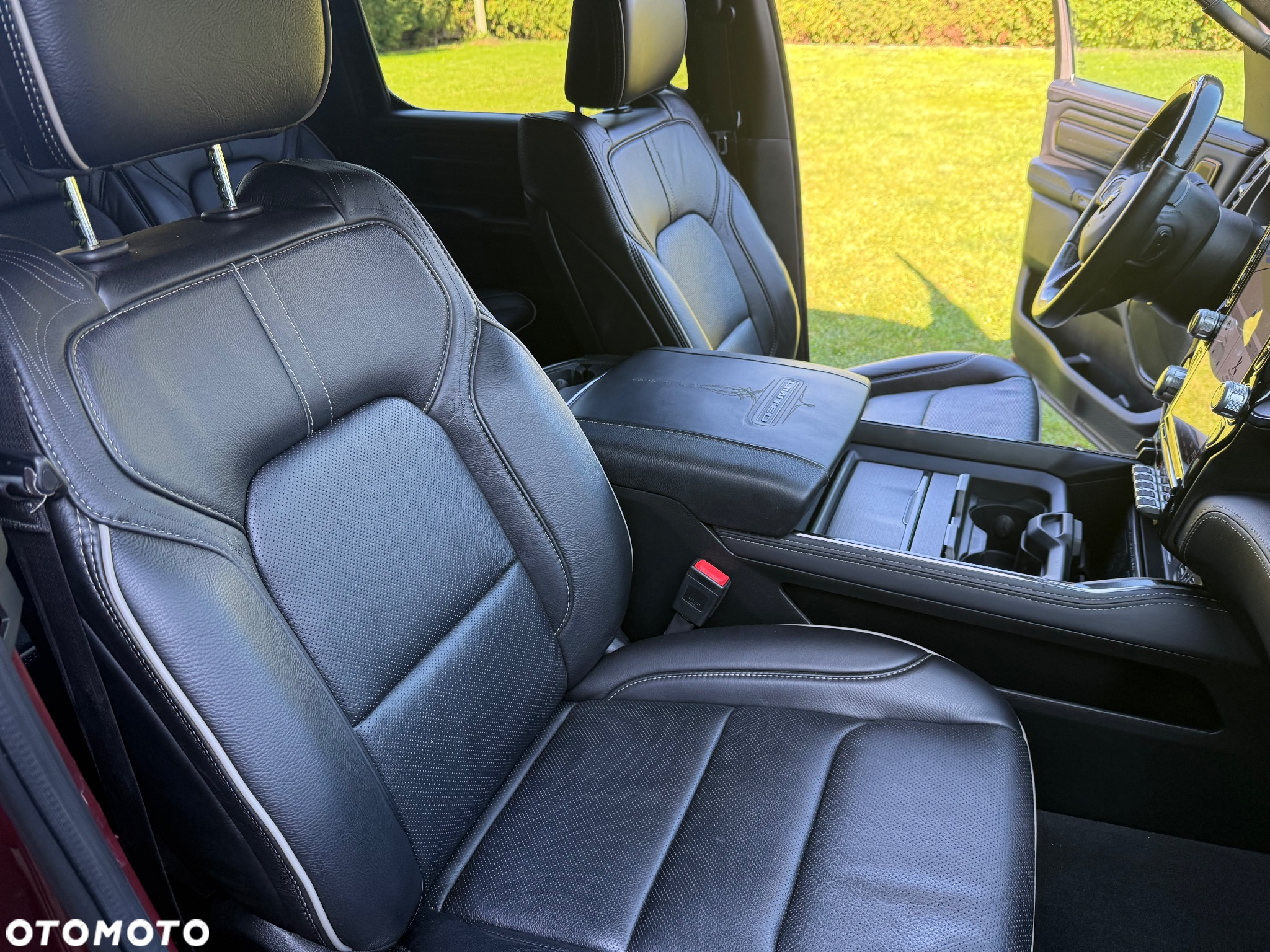Dodge RAM 1500 5.7 4x4 - 19