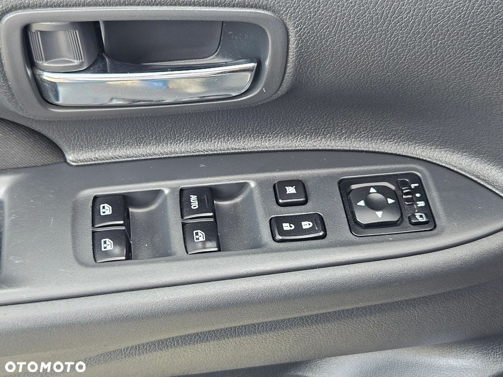 Mitsubishi Outlander 2.0 City Style 2WD - 36