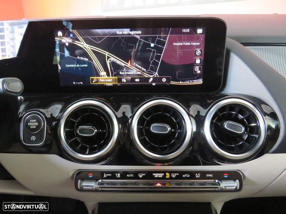 Mercedes-Benz GLA 180 d Style - 46