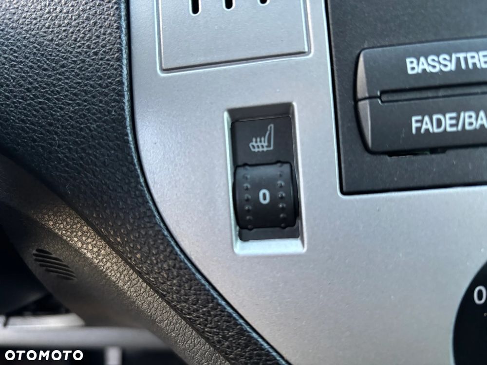 Ford C-MAX 1.6 TDCi DPF Ambiente - 28
