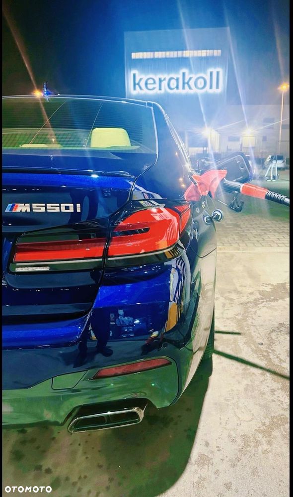 BMW Seria 5 M550i xDrive sport - 1