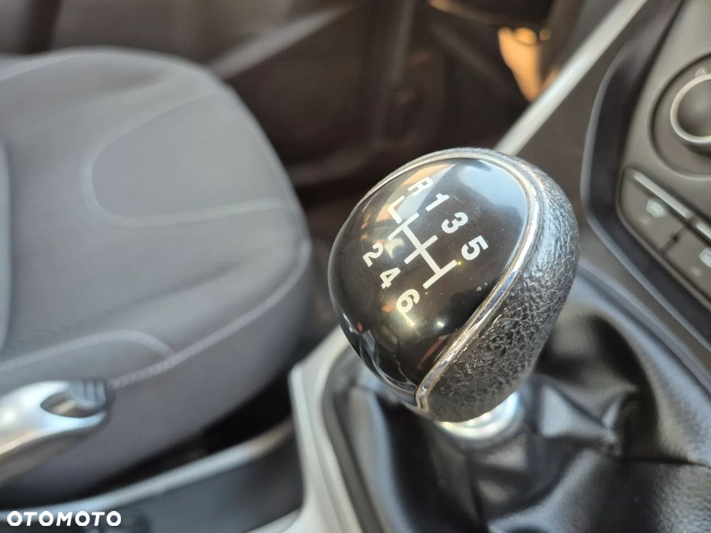 Ford Kuga 2.0 TDCi 4x4 Titanium - 19
