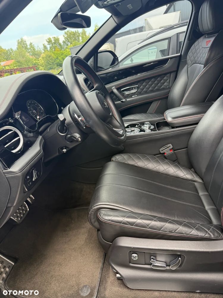 Bentley Bentayga W12 Mulliner - 5