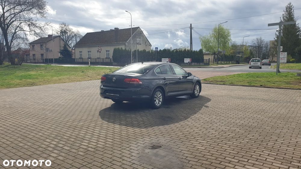 Volkswagen Passat 2.0 TDI BMT Comfortline - 36