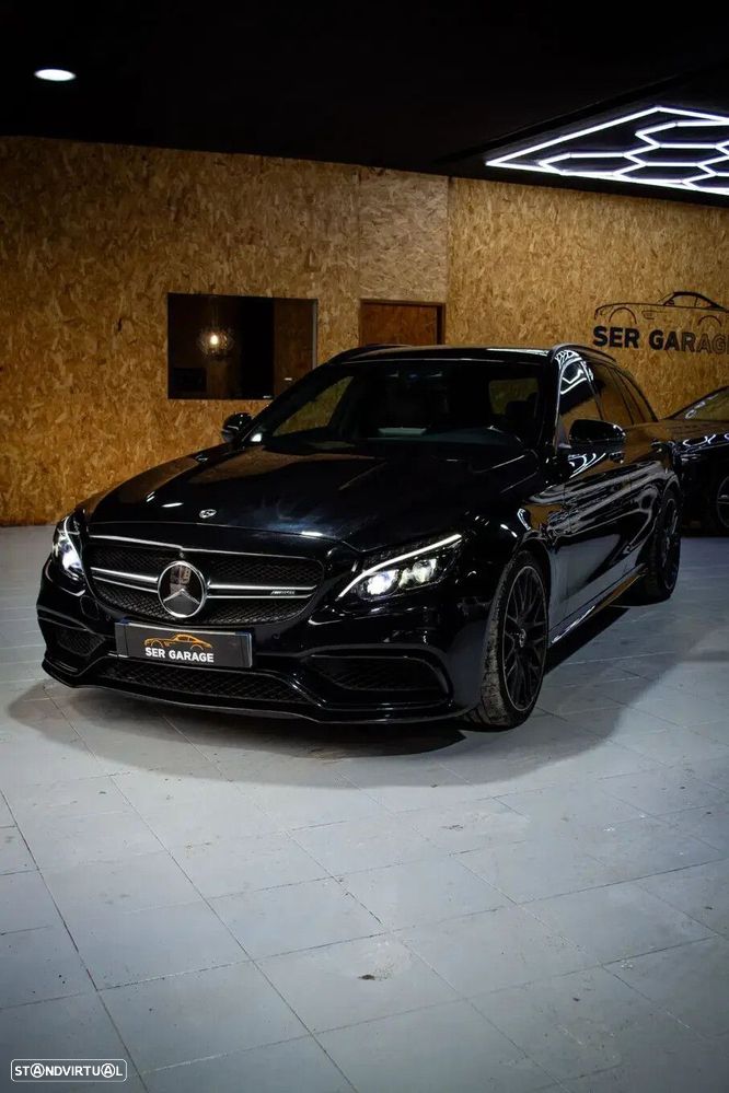 Mercedes-Benz C 63 AMG S - 21