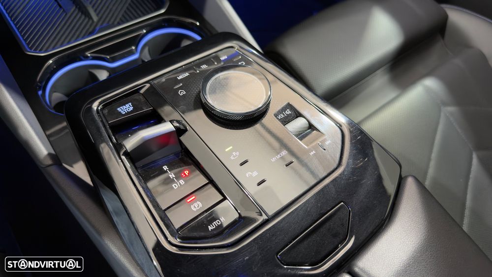 BMW i5 eDrive40 Pack Desportivo M - 43