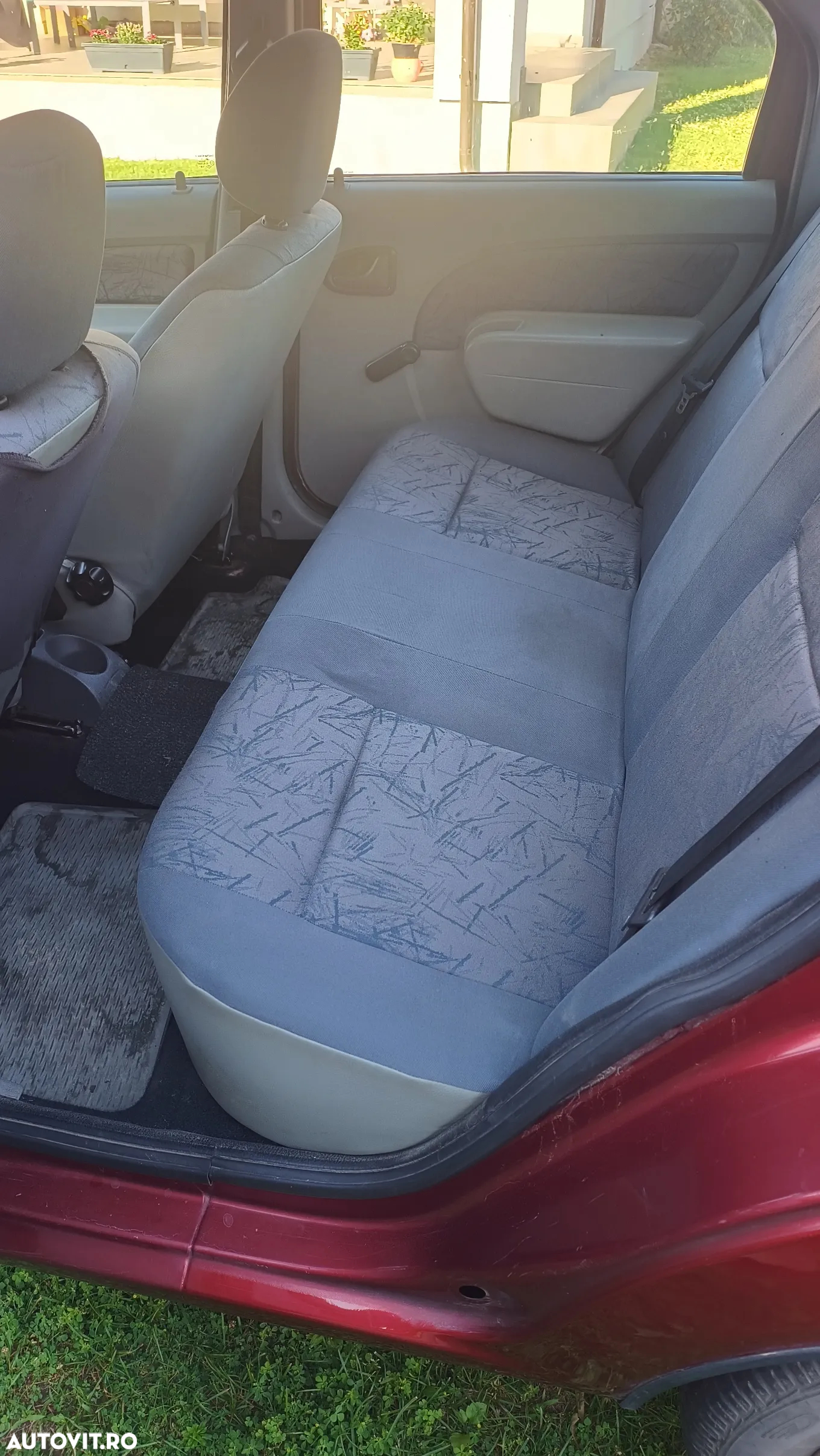 Dacia Logan 1.6 MPI Preference - 5
