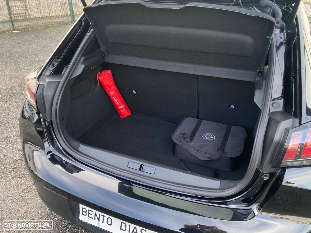 Peugeot e-208 50 kWh SE Style - 4