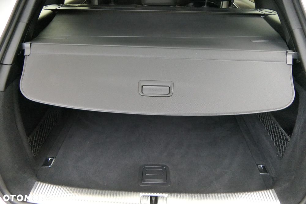 Audi A4 Avant 2.0 TDI DPF multitronic S line Sportpaket - 38